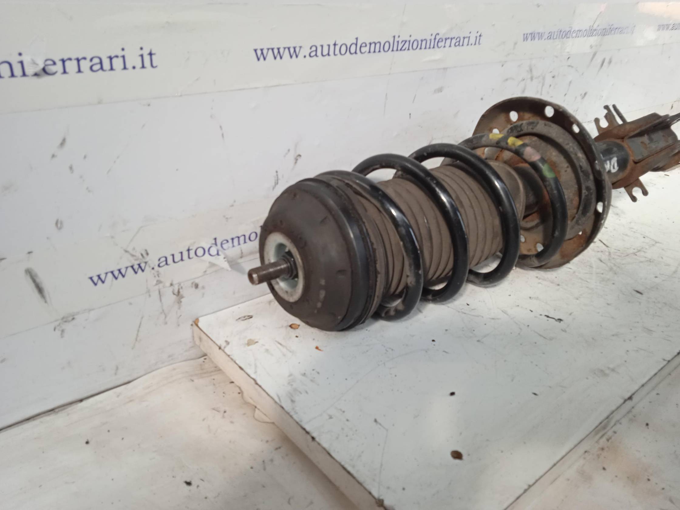 Ammortizzatore ant. dx.